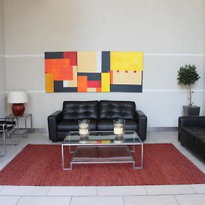 Aparthotel Santiago Capital